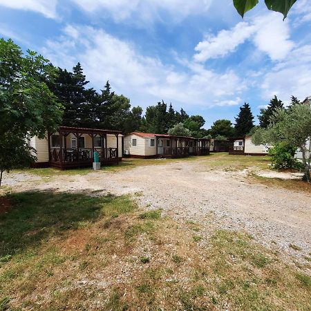 Hotel Kamp Rujno Starigrad Paklenica Zewnętrze zdjęcie