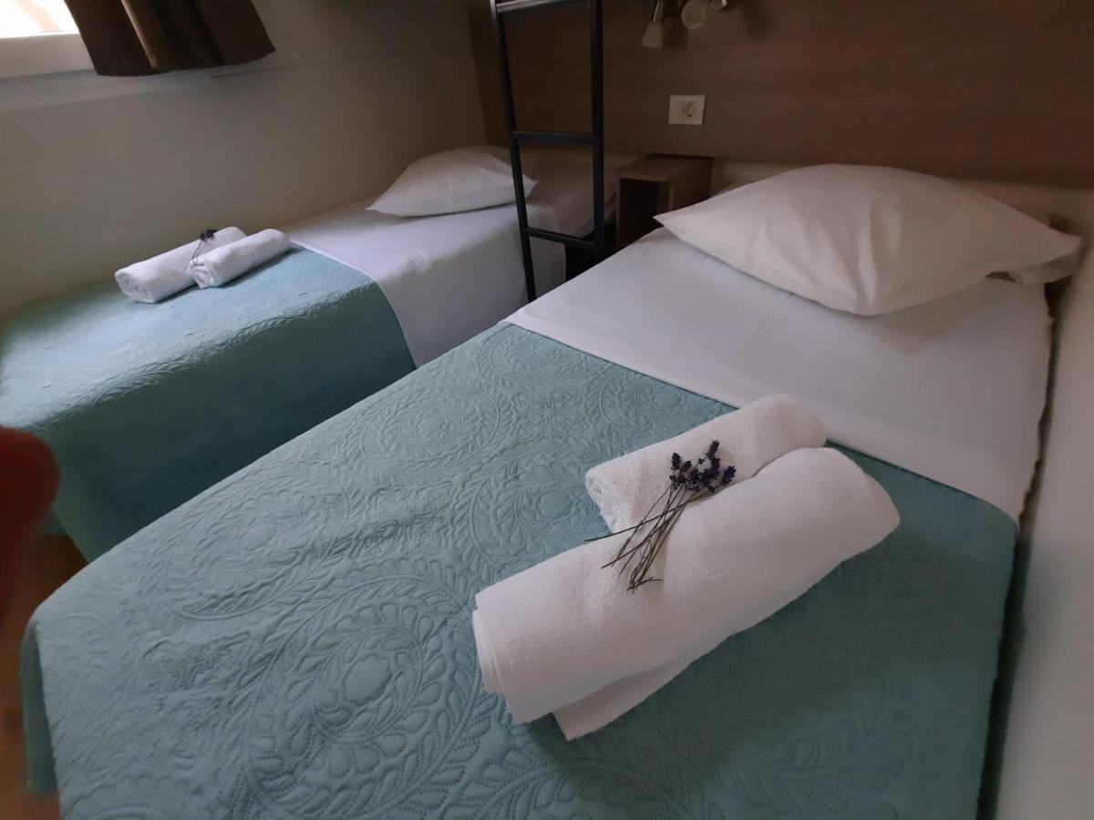 Hotel Kamp Rujno Starigrad Paklenica Zewnętrze zdjęcie